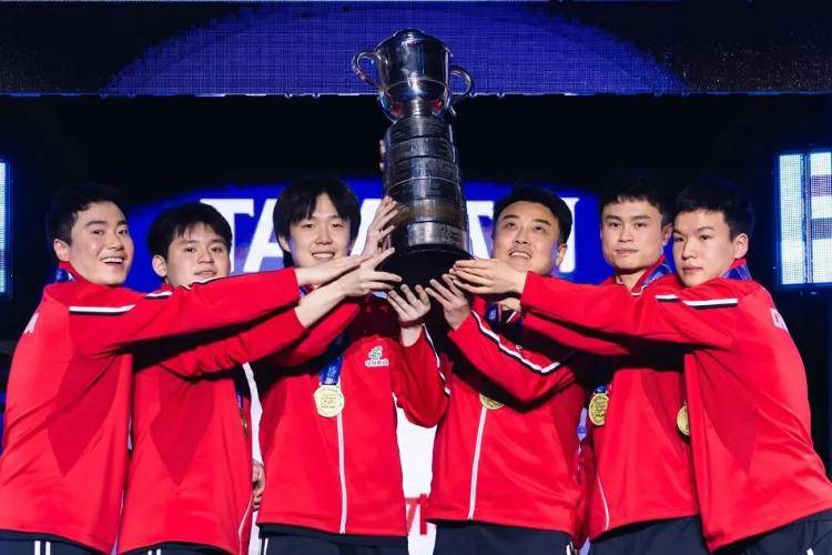 一路跌跌撞撞，站上最高领奖台！国乒男团，靠什么赢？ -华闻时空