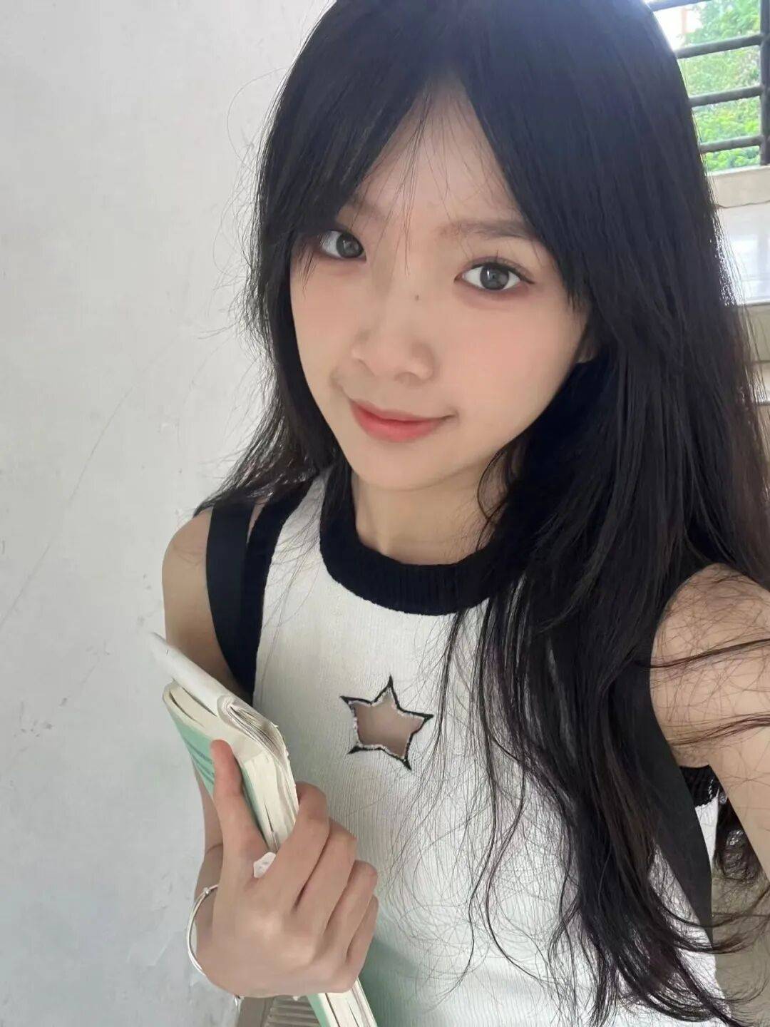 全网都在夸“谢南枝”!身为广财人的我坐不住了!_李思潼_创意_宣传