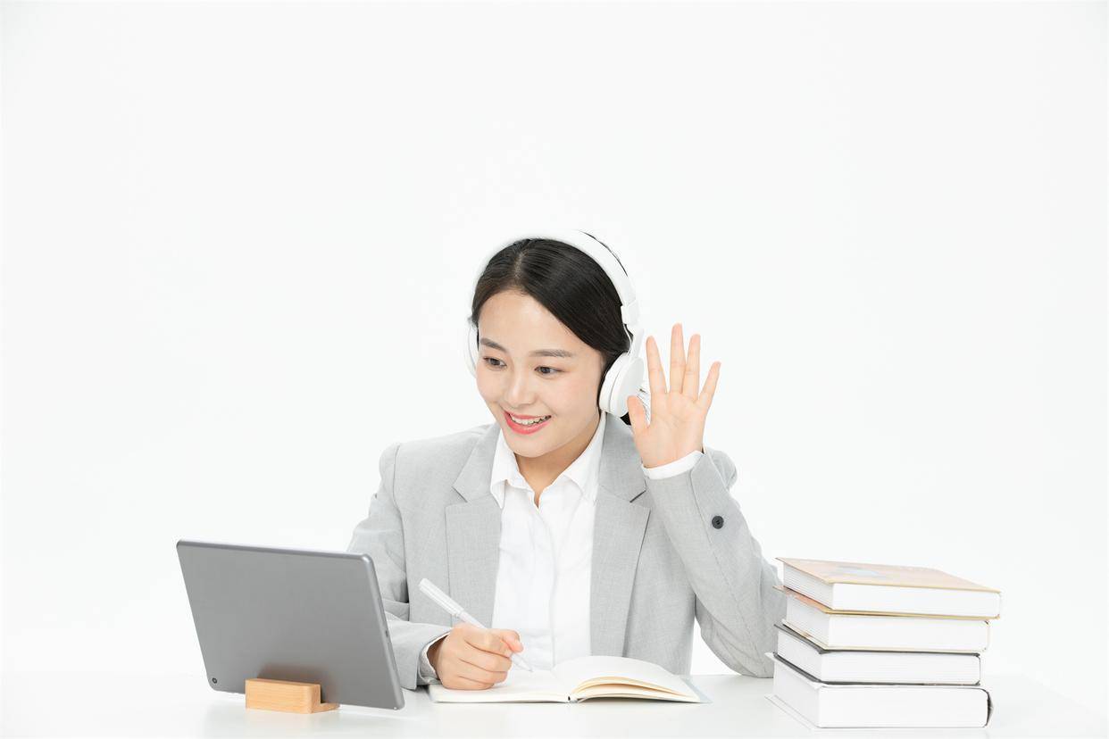 原创            男人愿意为婚外异性做这件事，就是动了真心，很难再爱老婆