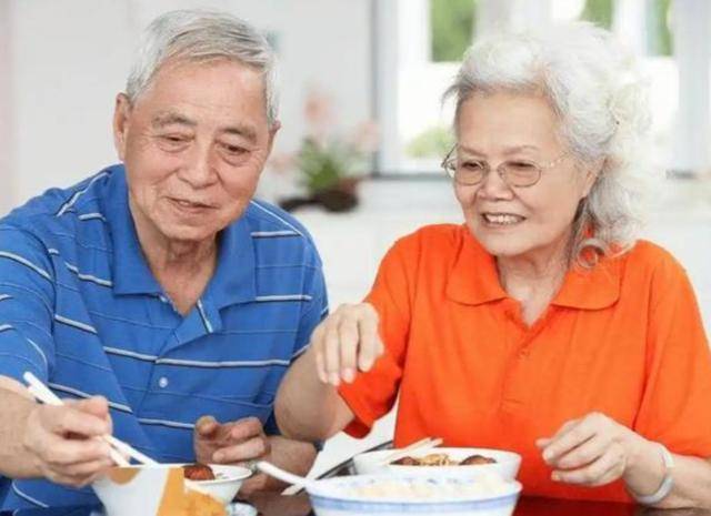 原创            长寿是吃出来的！专家提醒：这3类蔬菜是养生良药，越吃越年轻