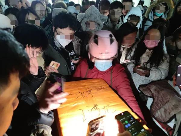 鹅腿阿姨售卖鸭腿，北京海淀市监局回应