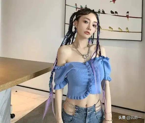 李小璐:年轻时管不住下半身,如今却让自己女儿买了单,她后悔吗