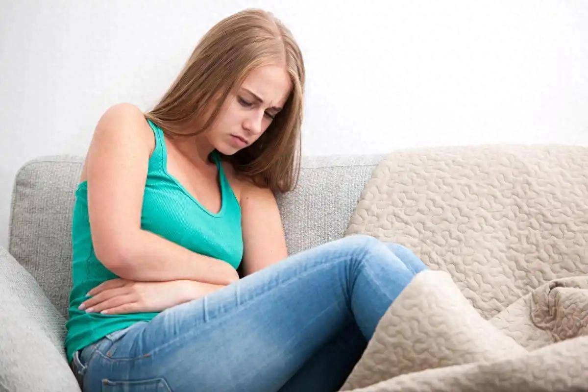 原创            胃炎患者不能吃菠萝？医生告诫：这3种水果不要贪嘴，身体更健康