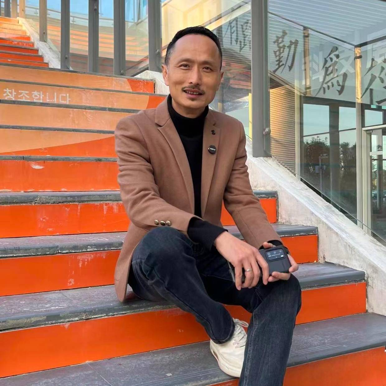 吊顶石膏板接缝V型槽防裂工艺详解——轻钢龙骨标准_绷带_应力_惠州
