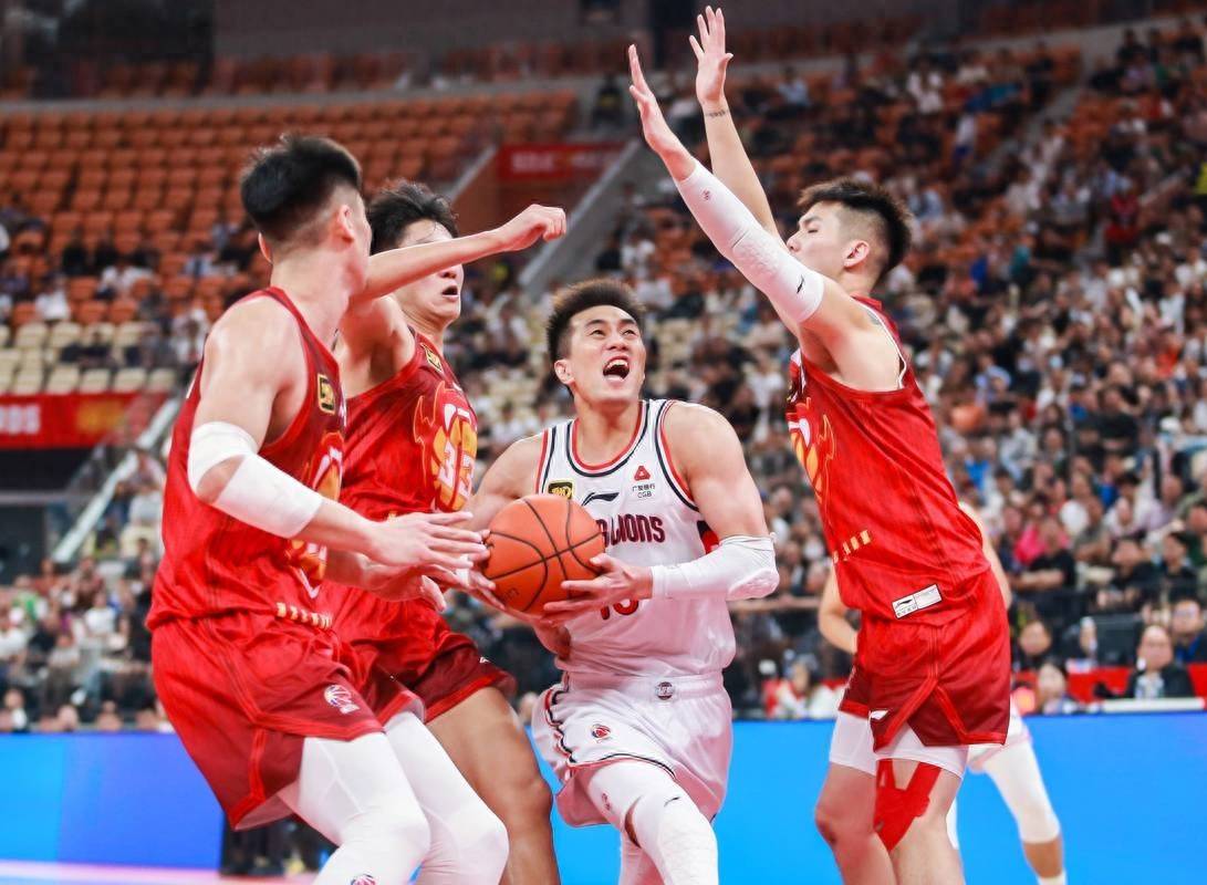杜锋下课：广东男篮或迎大变动，5将可能命运改写