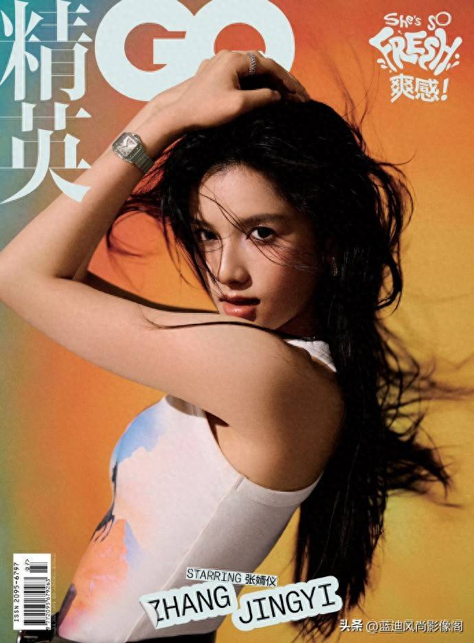 张婧仪 七月生日封面｜卡地亚珠宝加持，海风漫卷的热烈夏日氛围感