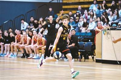 备战女篮世界杯 杨舒予本月底回归中国女篮