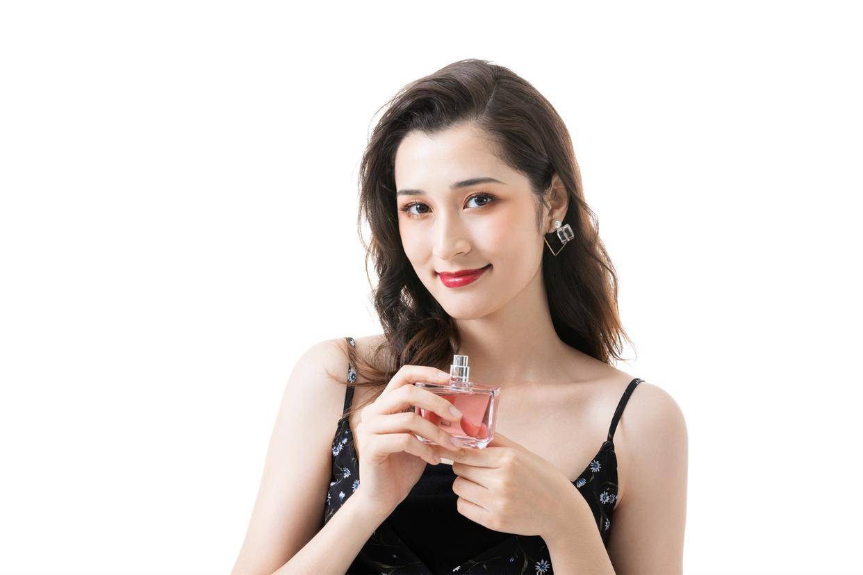 护眼牛奶做成"拉人头"生
