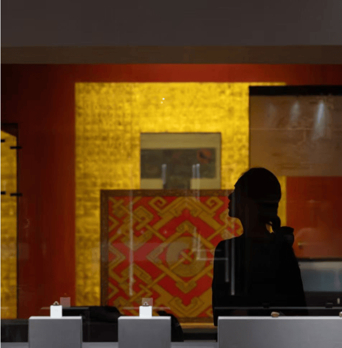 机会难得:马王堆两幅T形帛画首次在沪同馆轮换展出_展览_上海美术馆_文物