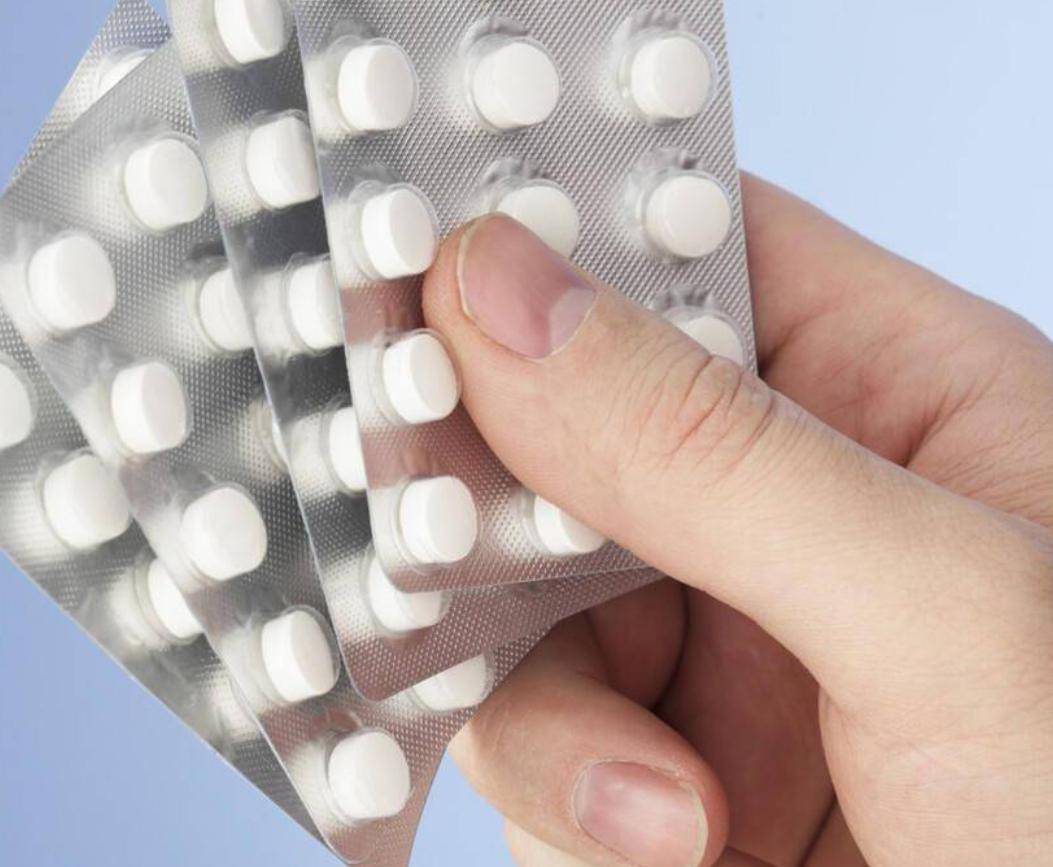 原创            正在吃阿卡波糖的糖友，切记“2要2不要”！不注意或有严重后果