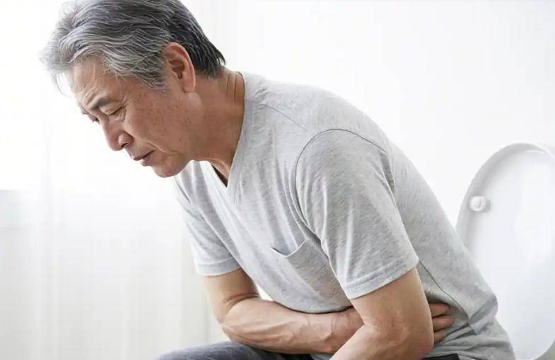 原创            40岁后频繁蹲厕所？医生提醒：可能是肾虚！补肾强体关键看这步！