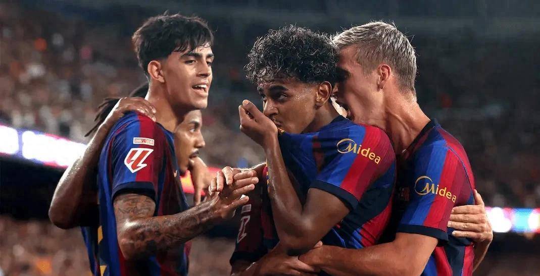 5-0！西甲卫冕冠军爆发：巴萨4战轰17球+全胜领跑！拉菲尼亚比肩梅西