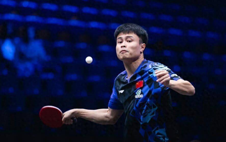 3-1！国乒男单再破魔咒：周启豪连追三局逆转，晋级8强