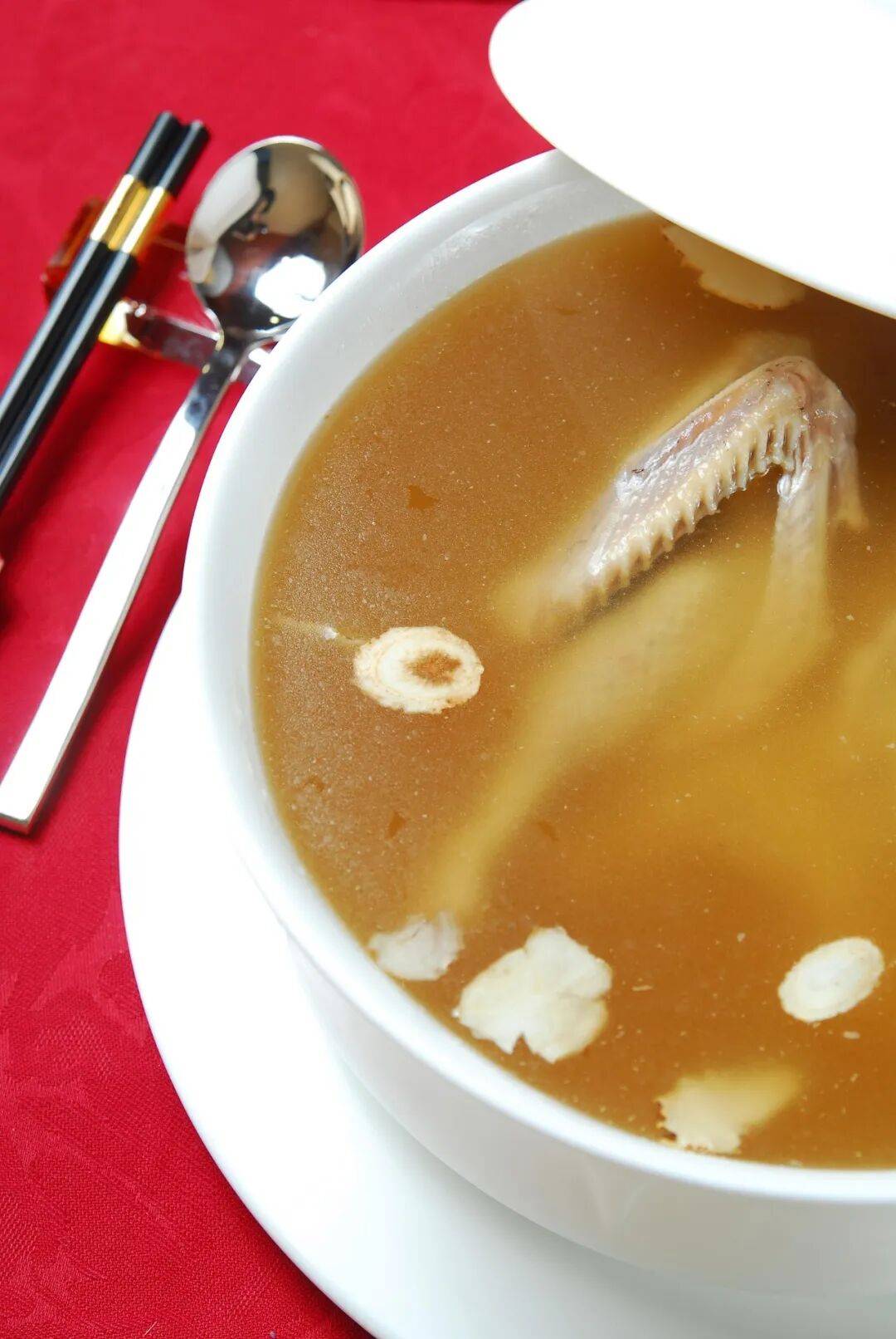 “贴秋膘”≠猛吃肉，秋季养生这样吃更合适→
