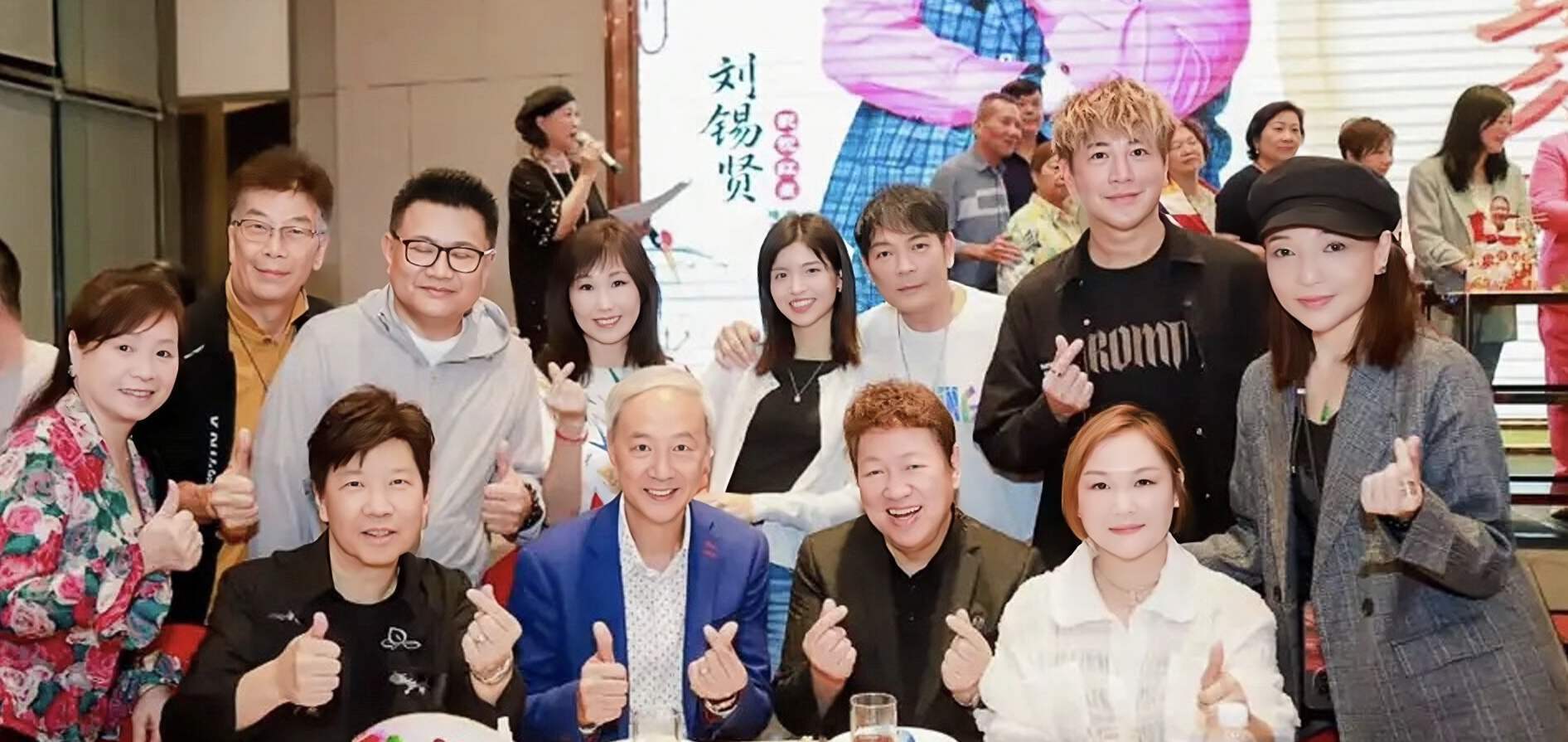 点击图片看原样大小图片