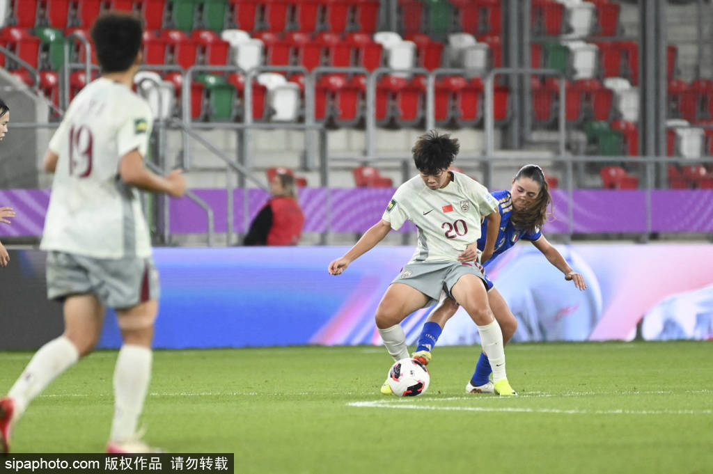 U16国足与越南U16战平：点球失误与光头球中柱成比赛焦点