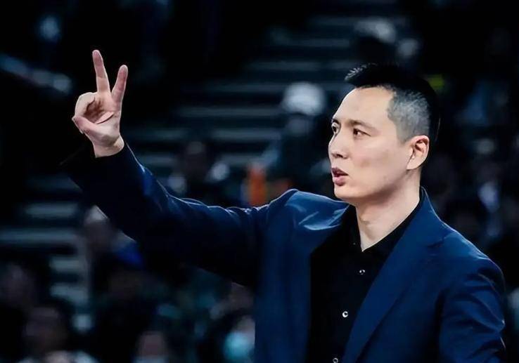 CBA新动态！上海有望签下麦基，广东宏远正在接触内线梅克