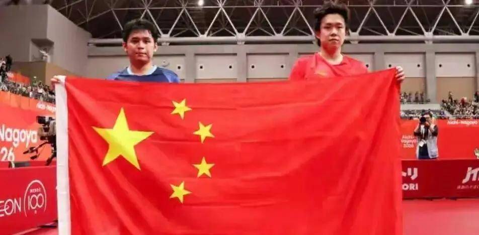 罕见名场面！王皓鼓掌回怼看台起哄，王励勤紧急拉走，背后满是心酸