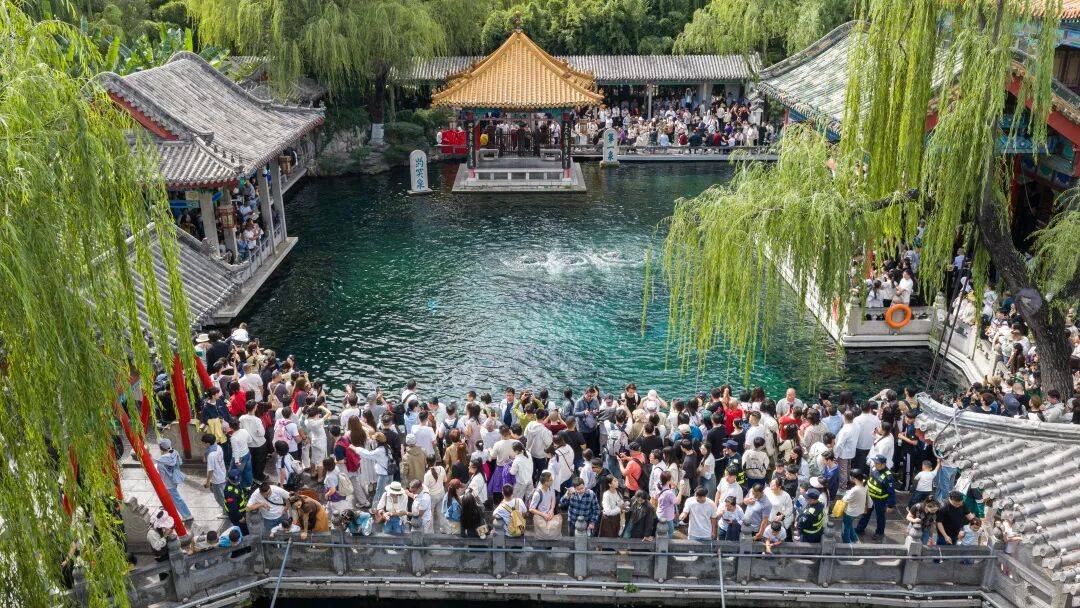 Jinan First Spring Scenic Area Offers Ticket Stub Discounts