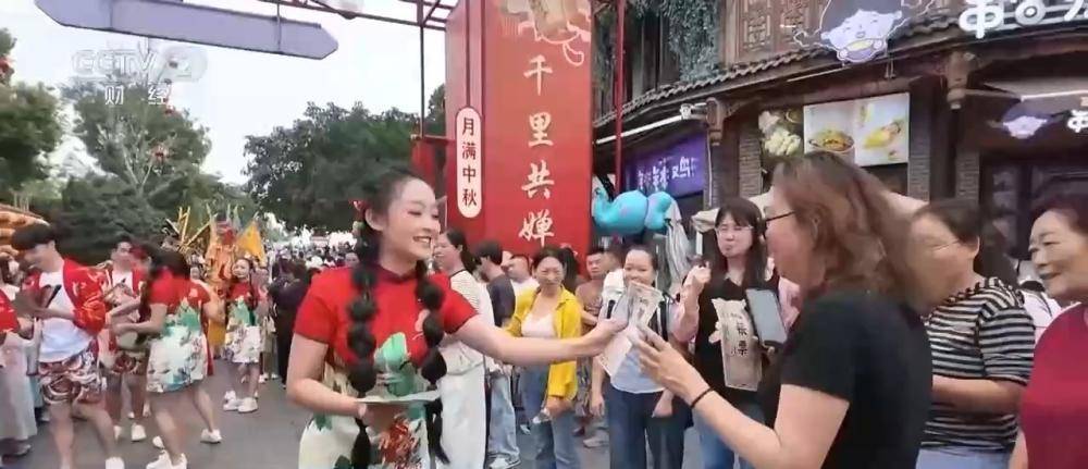 银票游古镇、大漠看马术、智游水乡，你的国庆假期打开方式是？