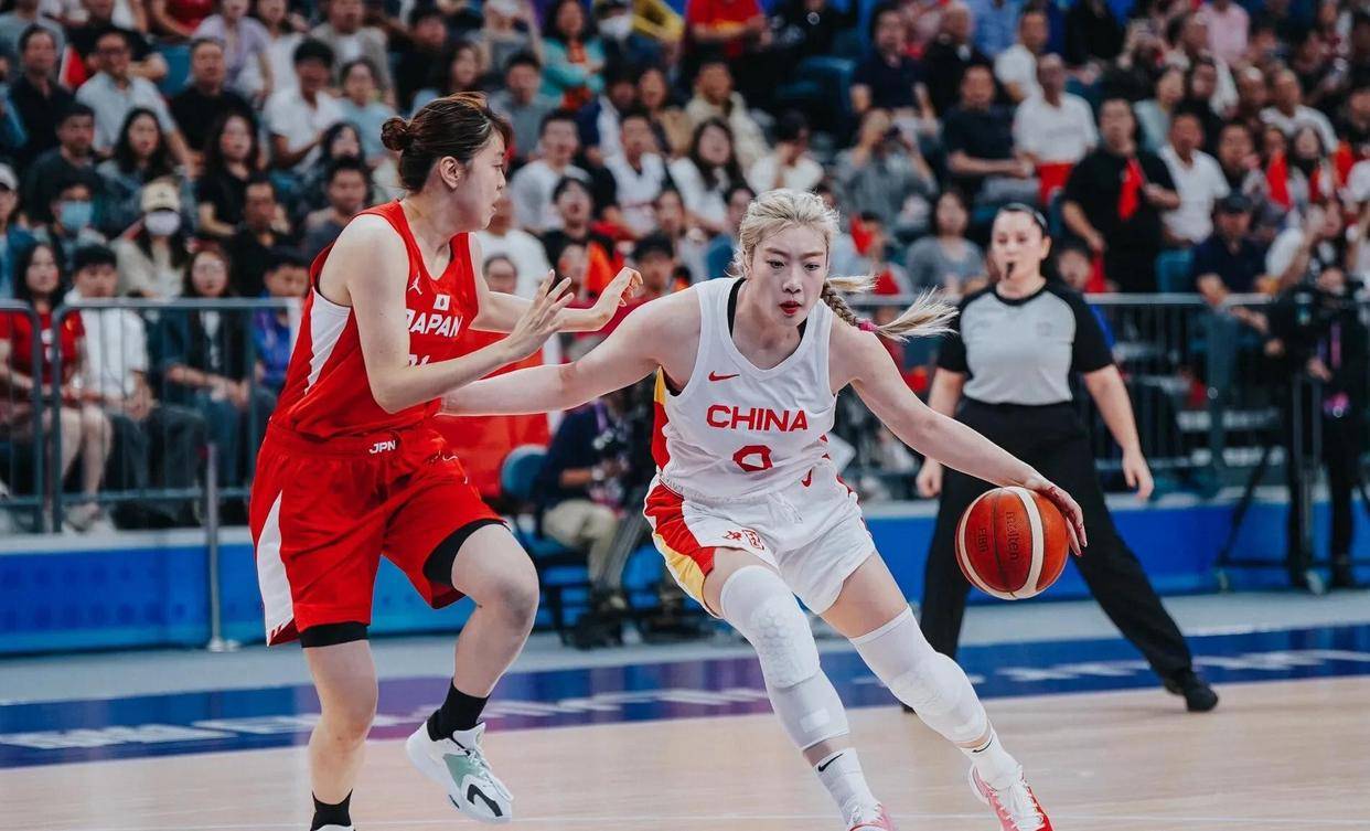 双喜临门！中国U18女篮力克韩国夺亚洲杯季军，李月汝回归WCBA赛场
