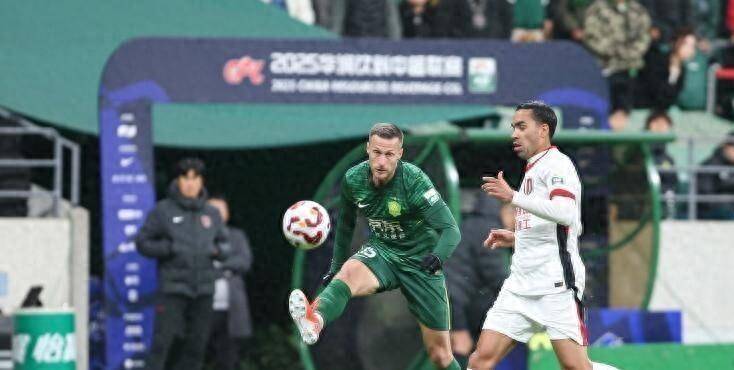 恭喜国足！恭喜邵佳一！29岁归化爆发，苦等7年有望迎来国家队首秀，值得期待