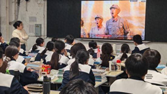 萧县中学：让红色基因融入青春课堂