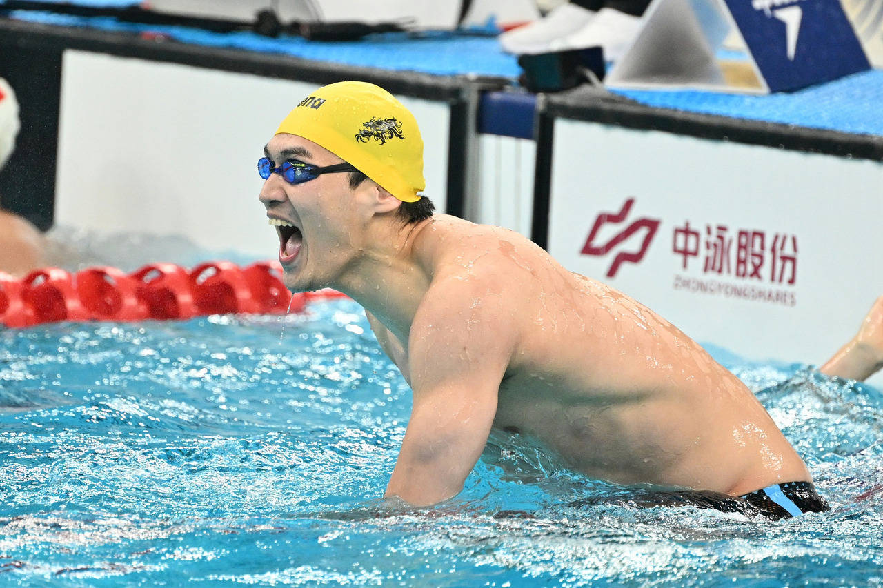 短池100仰游出48秒77，31岁的徐嘉余还在打破亚洲纪录