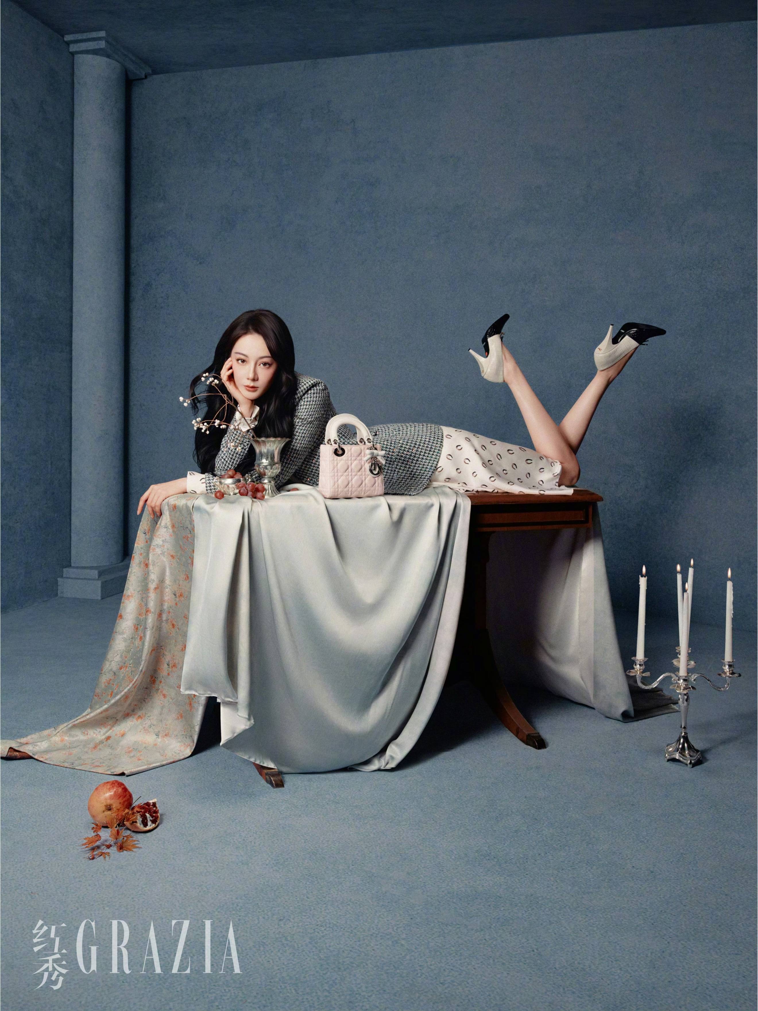 热巴化身油画公主优雅明媚 心思傲娇维握气味拉满